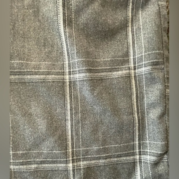 🔥🩶O’Neill size 30 gray plaid flannel like shorts - great for golf 10.5” inseam - Picture 9 of 9